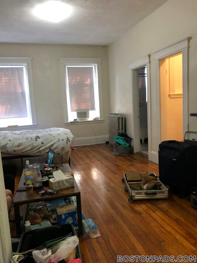 Foto del edificio - 1334 Commonwealth Ave