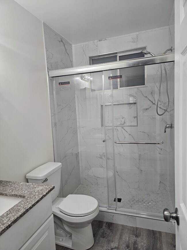 Building Photo - 5430 Corteen Pl