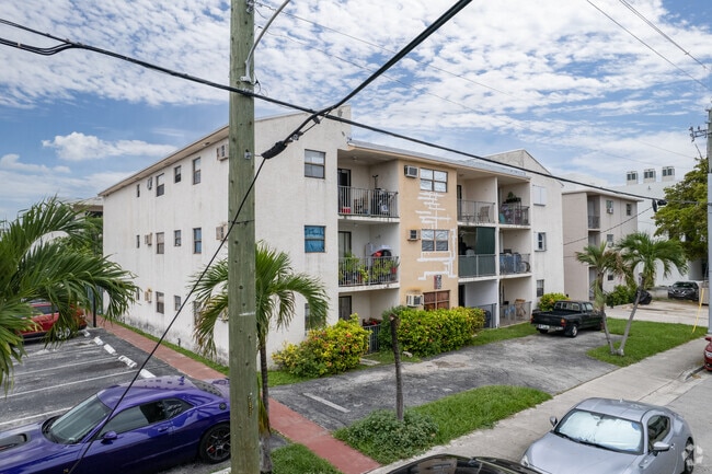 Guernica Condominium