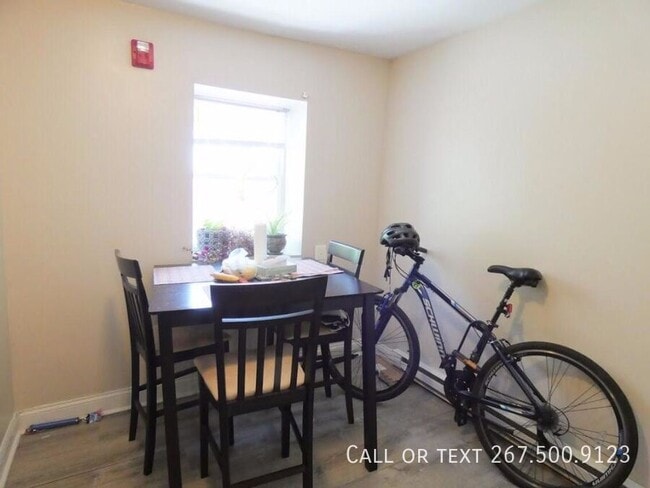 Photo - 729 N 43rd St Apartment