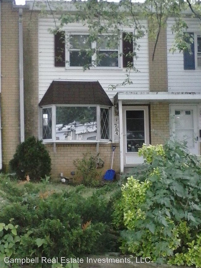 Foto del edificio - 3 br, 1 bath House - 754 Mohawk St.