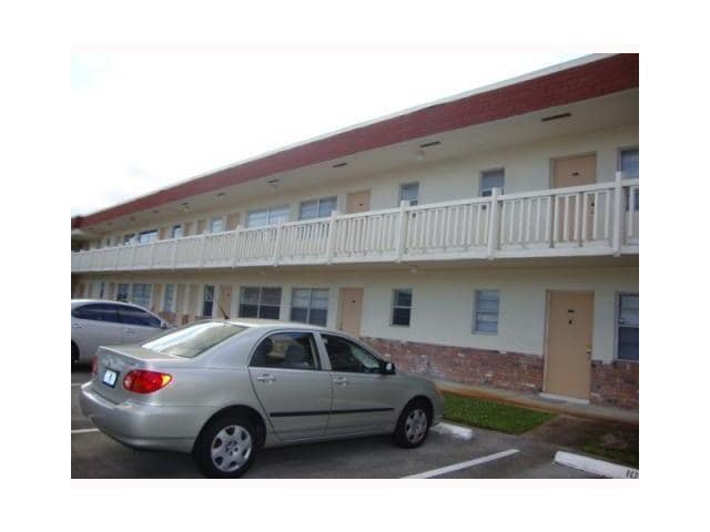 Building Photo - 4163 SW 67th Ave