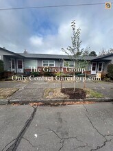 Building Photo - 3423-3435-3435 SE 78th Ave