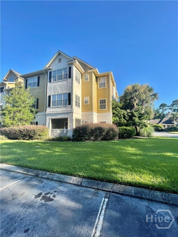 Building Photo - 2207 Walden Park Dr