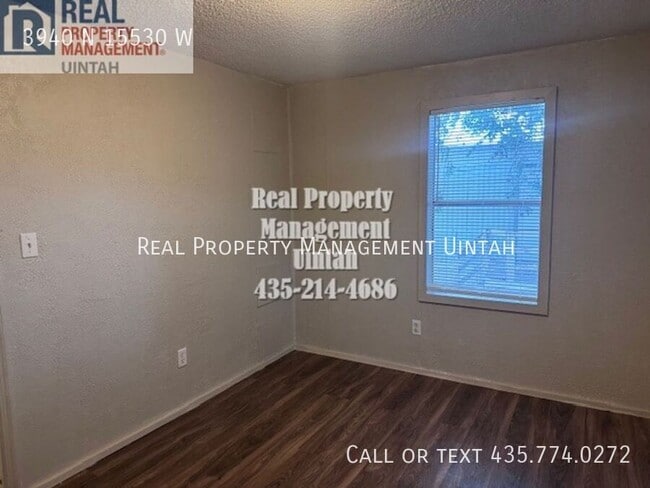 Building Photo - 3940 15530 W