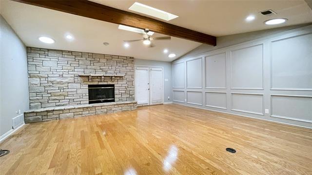 Building Photo - 1876 Larkspur Dr