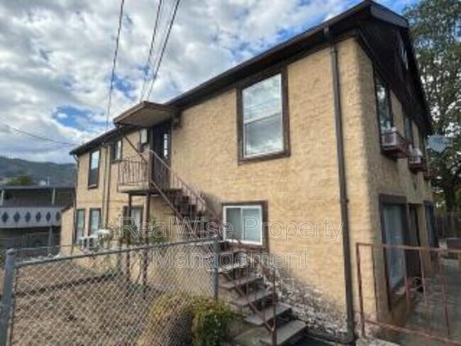 Foto del edificio - 333 S Old Pacific Hwy