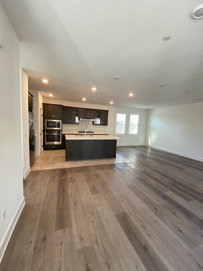 Building Photo - 8144 Rose Quartz Cir