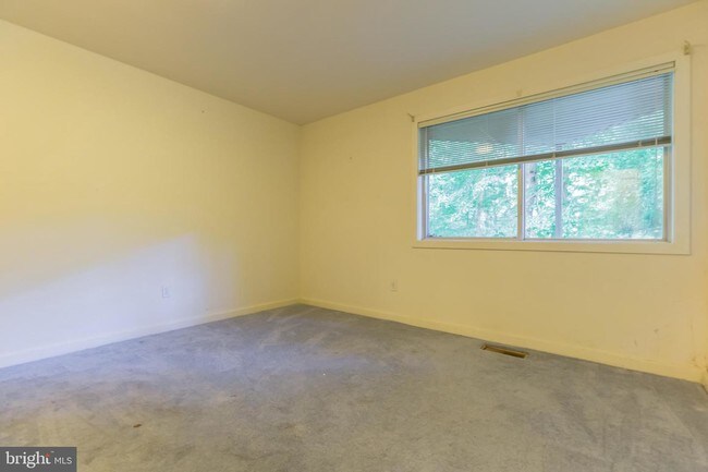 Foto del edificio - 495 Dogwood Dr