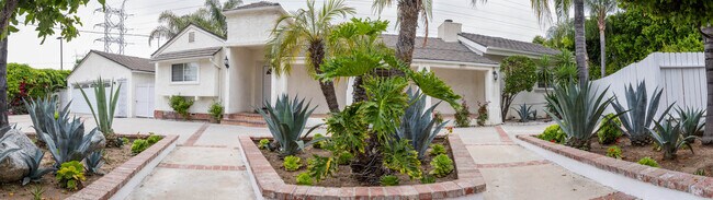 Foto del edificio - 5510 Wilbur Ave