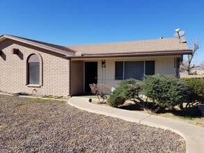 Building Photo - 3986 W Golf Course Rd