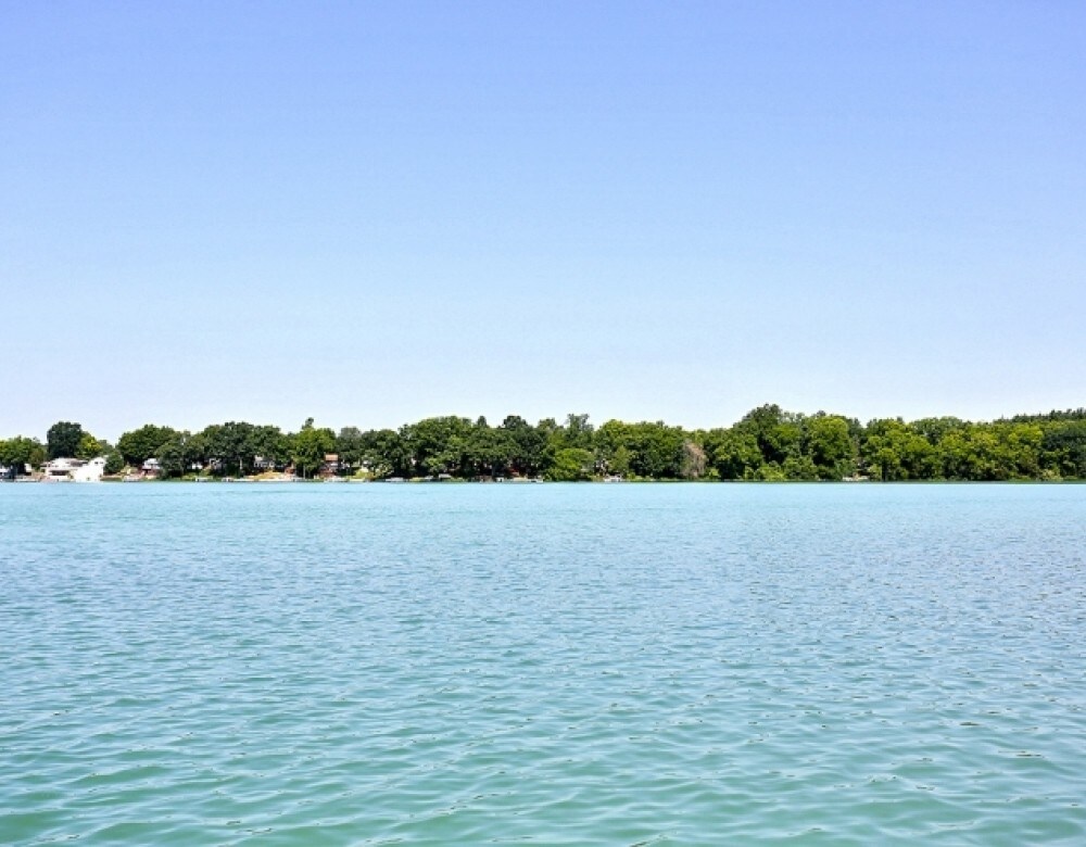 Twin Mills Camping Resort Apartments in Howe, IN