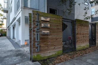 Building Photo - 1205 Summer St