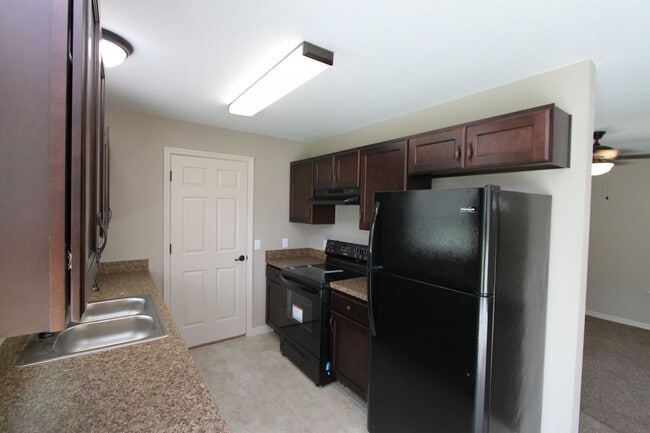 Building Photo - BEAUTIFUL 3 BD/2BA Home in Beautiful Ocala!!!