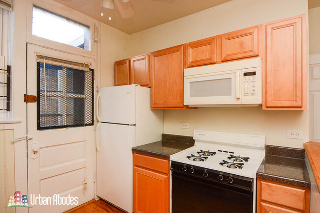 Foto del edificio - 1420 W Addison St