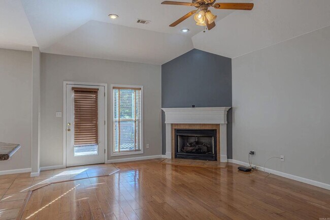 Building Photo - 4600 Stillwater Ct