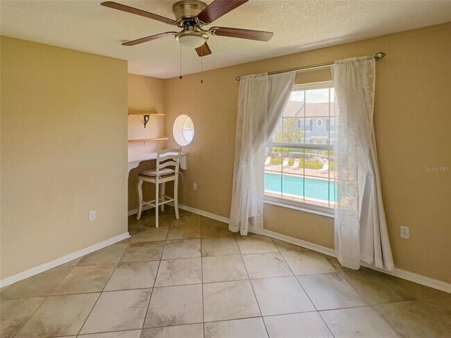 Building Photo - 13157 Center Square Dr