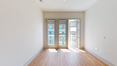 Interior Photo - Fiori on Vitruvian Park®