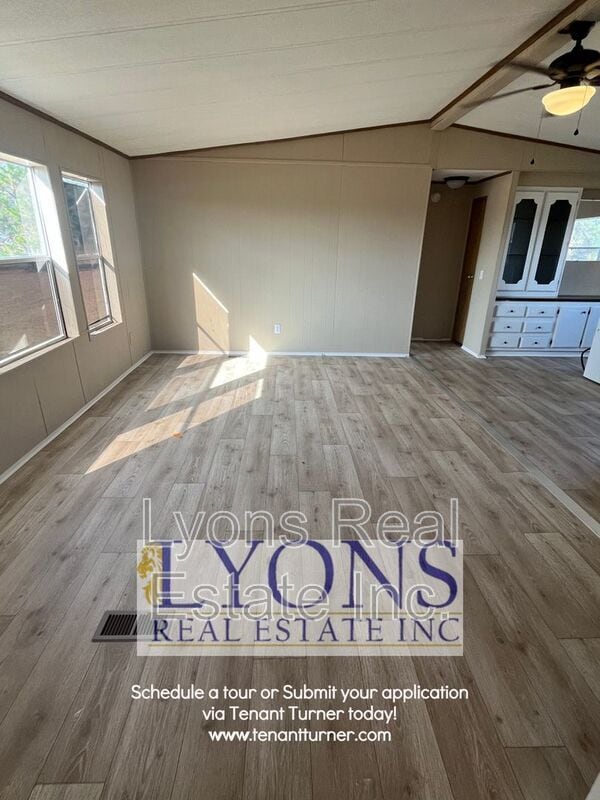 Foto del edificio - 10279 Barneyville Rd