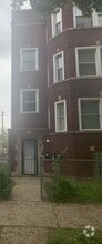 Building Photo - 8415 S Ingleside Ave