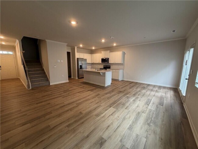 Building Photo - 36 Berryville Dr