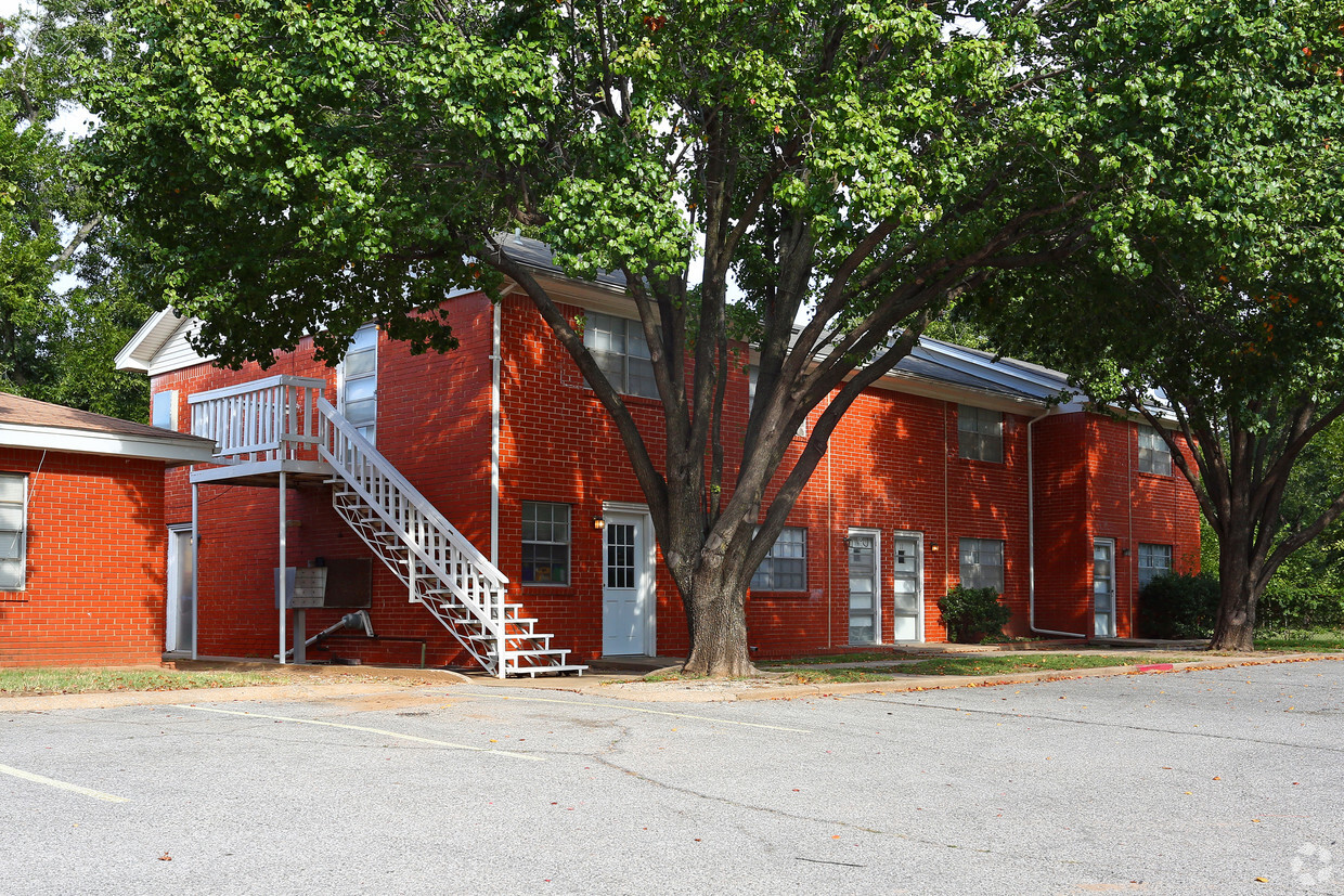 Building Photo - WILLOW GLEN APARTMENTS