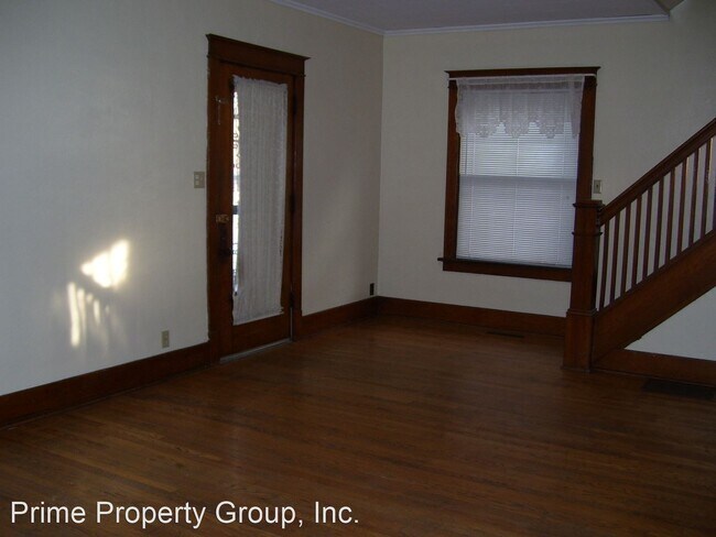 Building Photo - 2 br, 1.5 bath House - 905.5 N Randolph