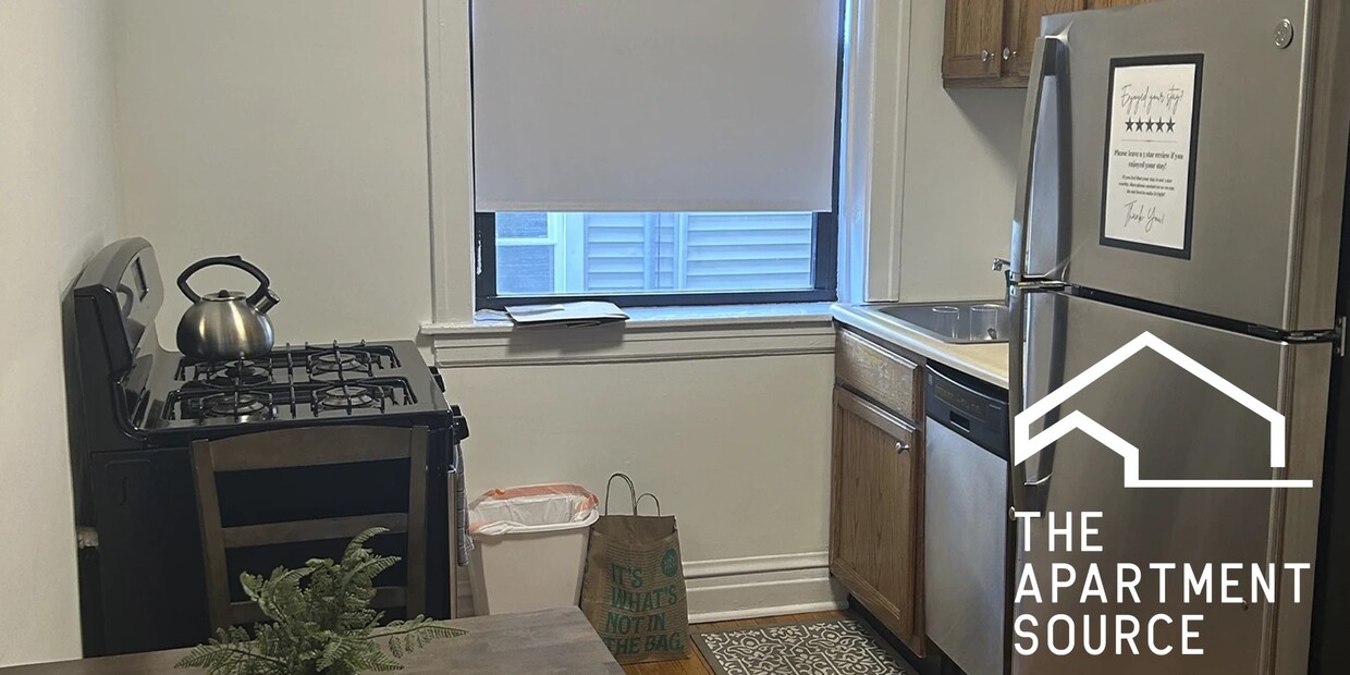 Photo - 1913 West Larchmont Ave. Unit GB