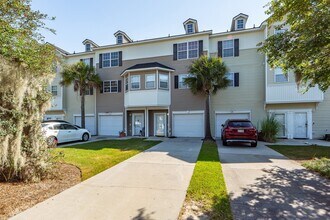 Building Photo - 4506 Great Oak Dr