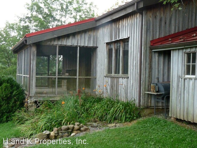 Building Photo - 2 br, 1 bath House - 15 Camp Cawthorne Ln.