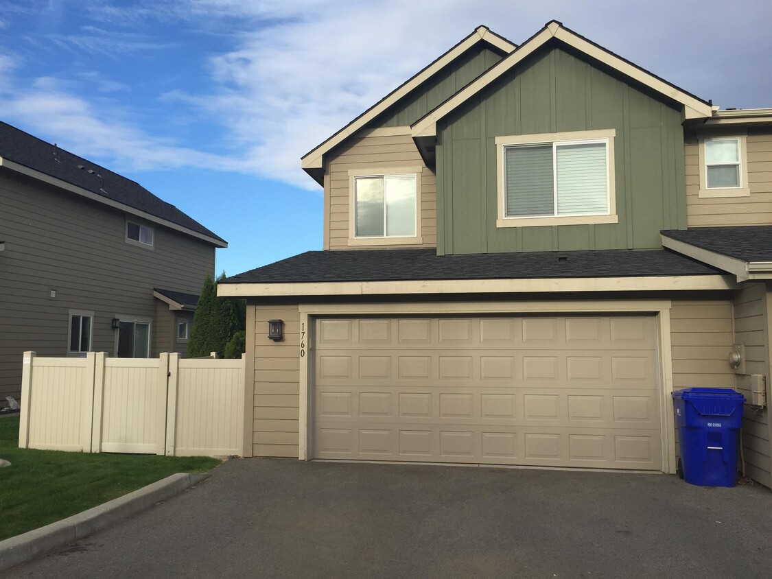 1760 N Willamette Rd, Liberty Lake, WA 99016 Townhouse for Rent in Liberty Lake, WA