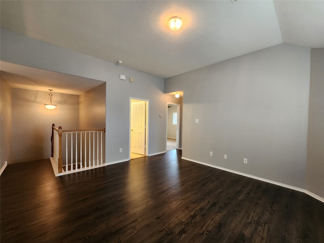 Building Photo - 22034 Guston Hall Ln