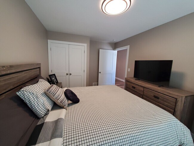 Foto del edificio - NEW CONSTRUCTION: 2 Bedroom 2 Full Bath Single Story in East Moline