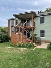 Building Photo - 5700 Glen Meadow Dr