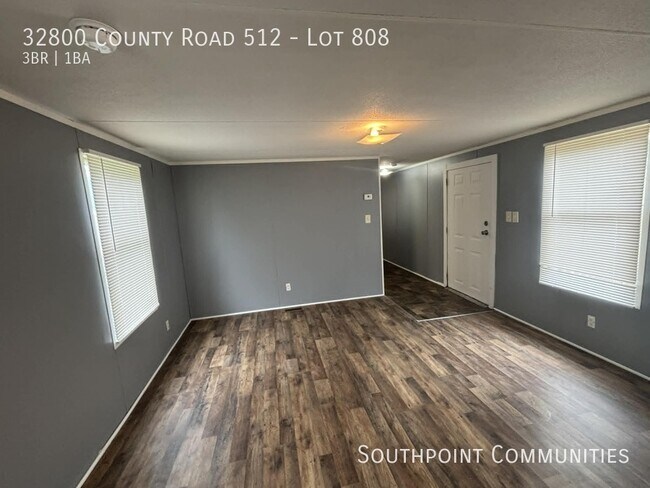 Foto del edificio - 32800 Co Rd 512