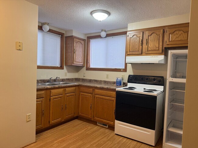 Foto del edificio - 222 Scottwood Ave