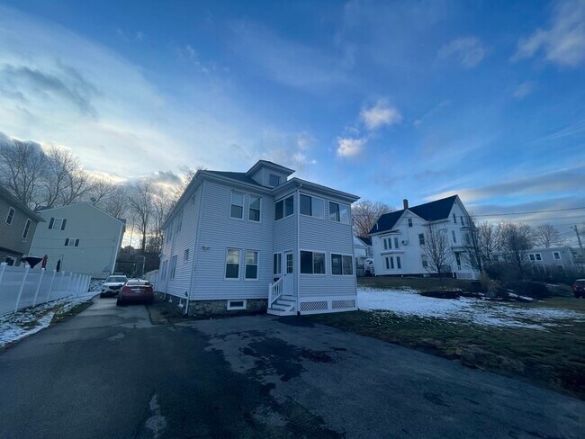 Foto del edificio - 290 Hilldale Ave