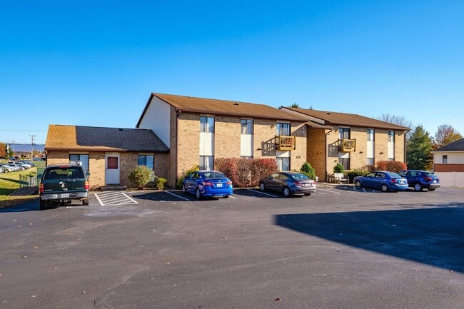 Foto del edificio - 1625 Buttonwood Ct