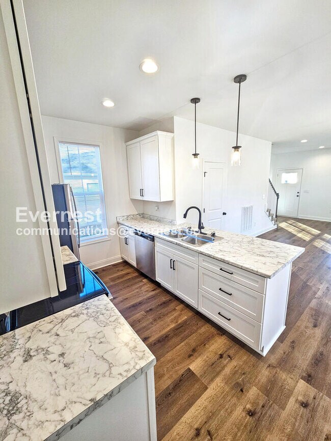 Foto del edificio - 112 W 21st Ave