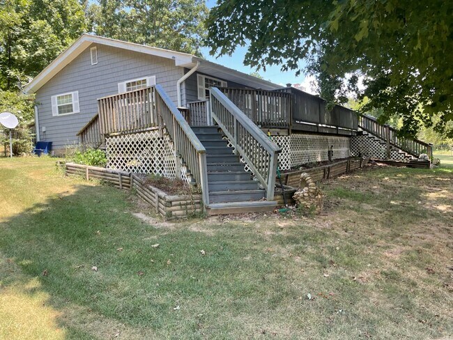 Building Photo - 3635 MO 142
