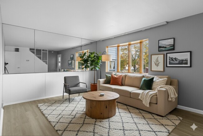 Foto del edificio - 60 Leslie Ave