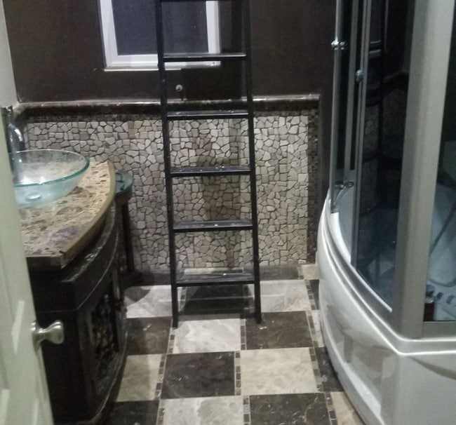 Building Photo - 10937 1/2 Landale St