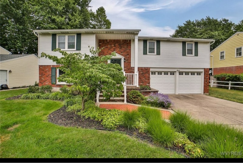 Primary Photo - 46 MacArthur Dr