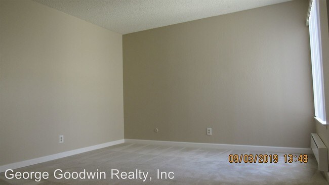 Building Photo - 1324 Willard St