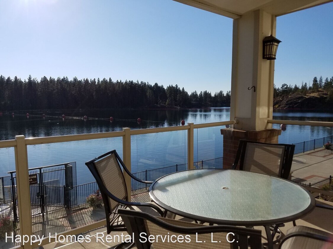 Primary Photo - 3 br, 2 bath House - 415 W. Waterside Driv...