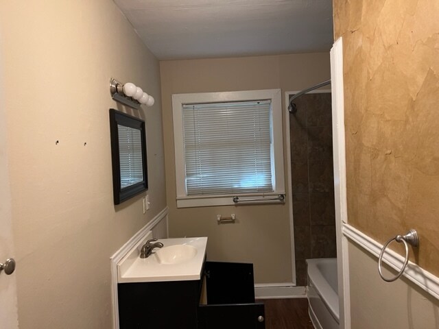 Building Photo - 212 Glover Dr