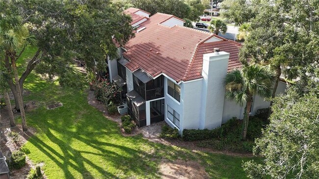 Foto del edificio - 4702 Sutton Terrace