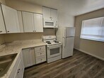 Foto principal - 2205 E Cedar Ave