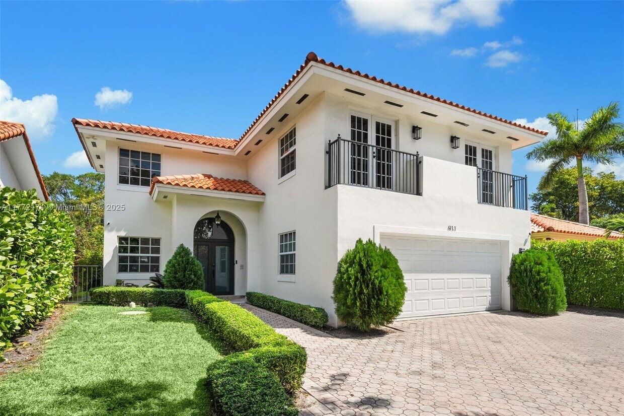 Foto principal - 911 SW 57th Ave