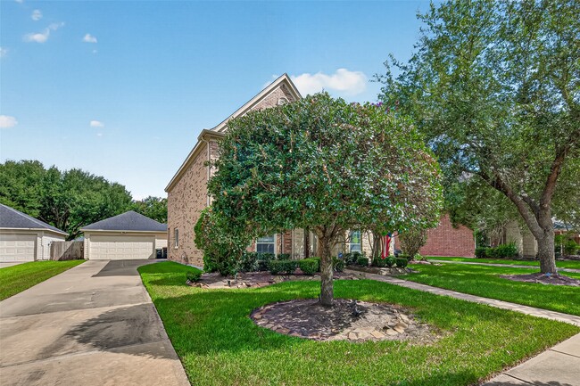 Building Photo - 1715 Lake Quitman Dr